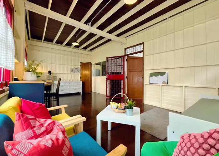 Rare Find 80 Yrs Heritage Peaceful House In Bkk *