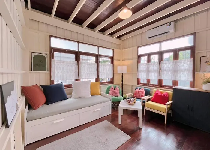 Rare Find 80 Yrs Heritage Peaceful House In Bkk Bangkok