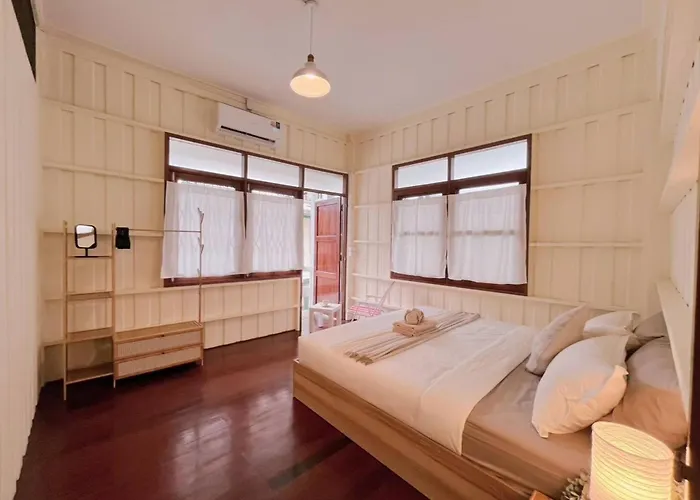 Hébergement de vacances Rare Find 80 Yrs Heritage Peaceful House In Bkk