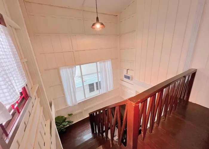 Rare Find 80 Yrs Heritage Peaceful House In Bkk Hébergement de vacances